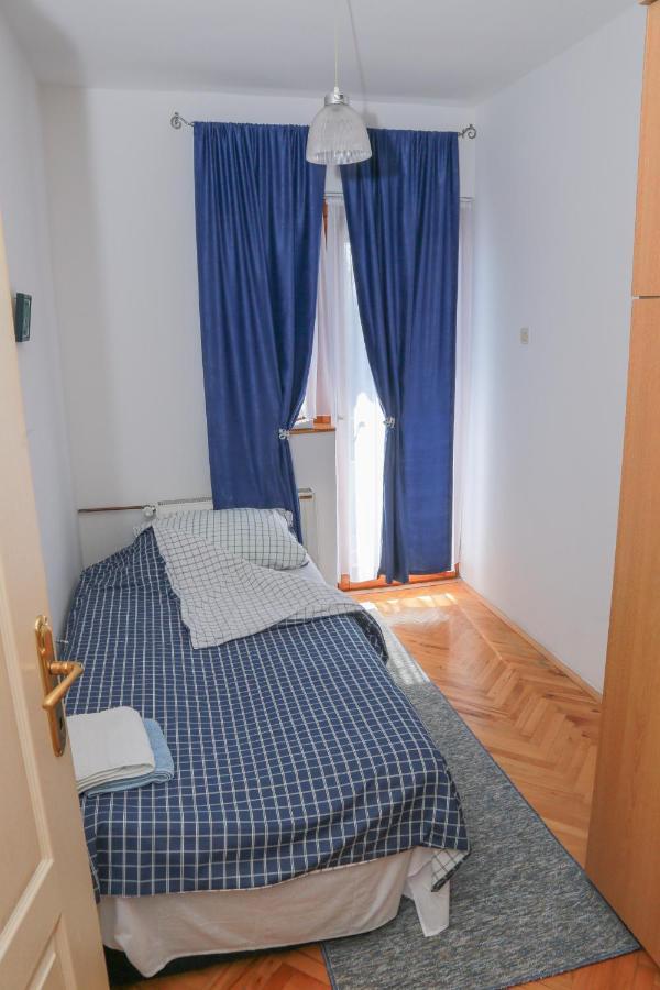 Ferienwohnung Apartman Marija Pirot Exterior foto