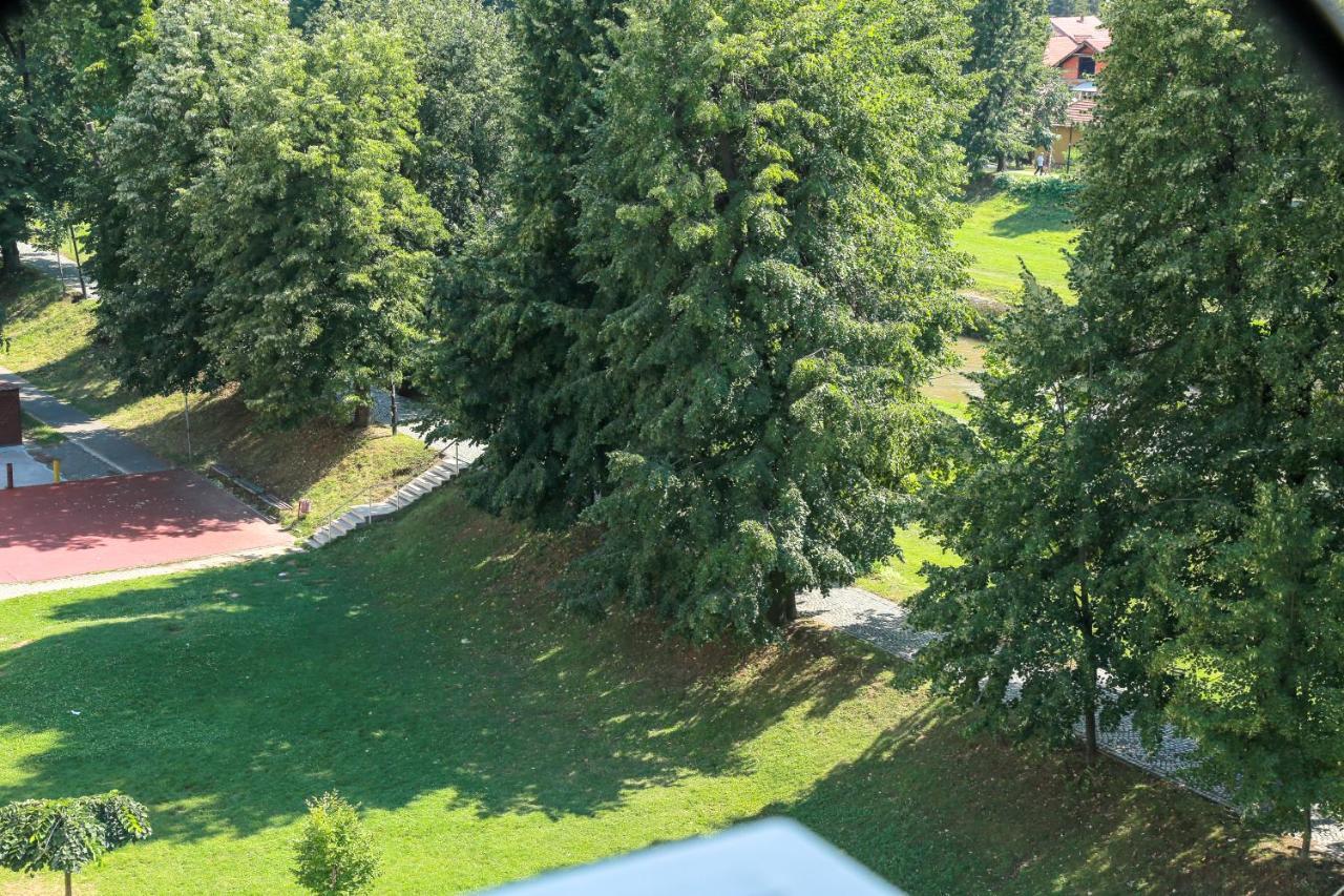 Ferienwohnung Apartman Marija Pirot Exterior foto